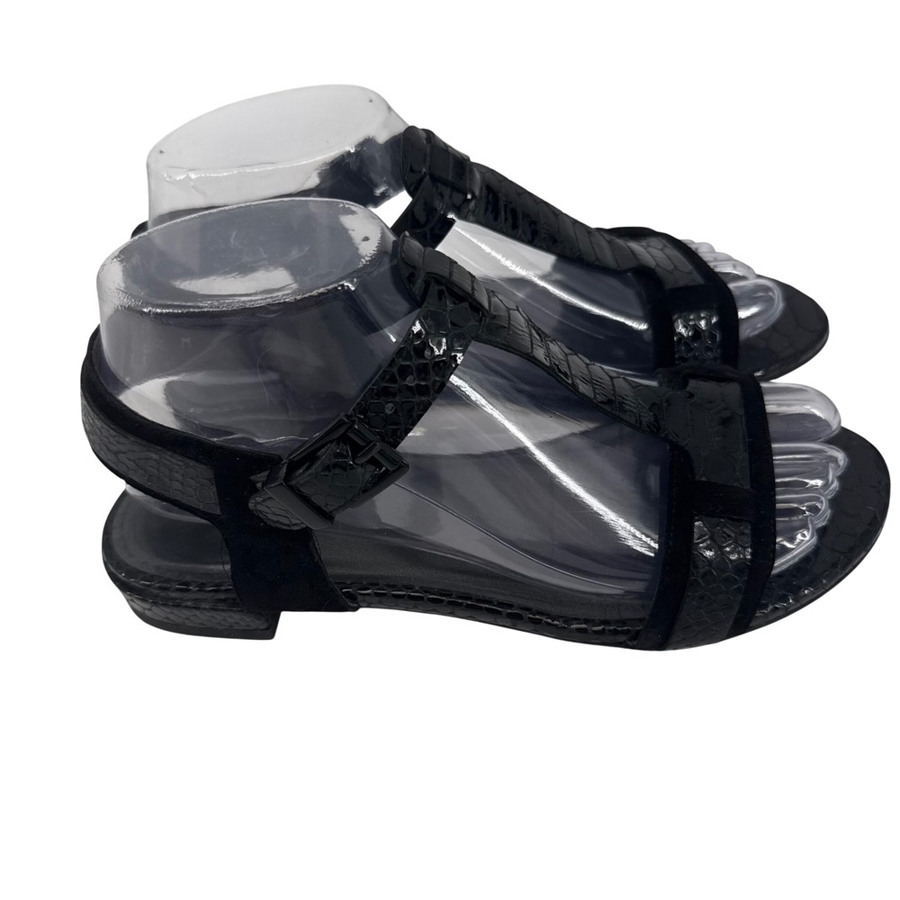 Stuart Weitzman Sandals Women 6.5 Black T-Strap Snakeskin‎ SW50832